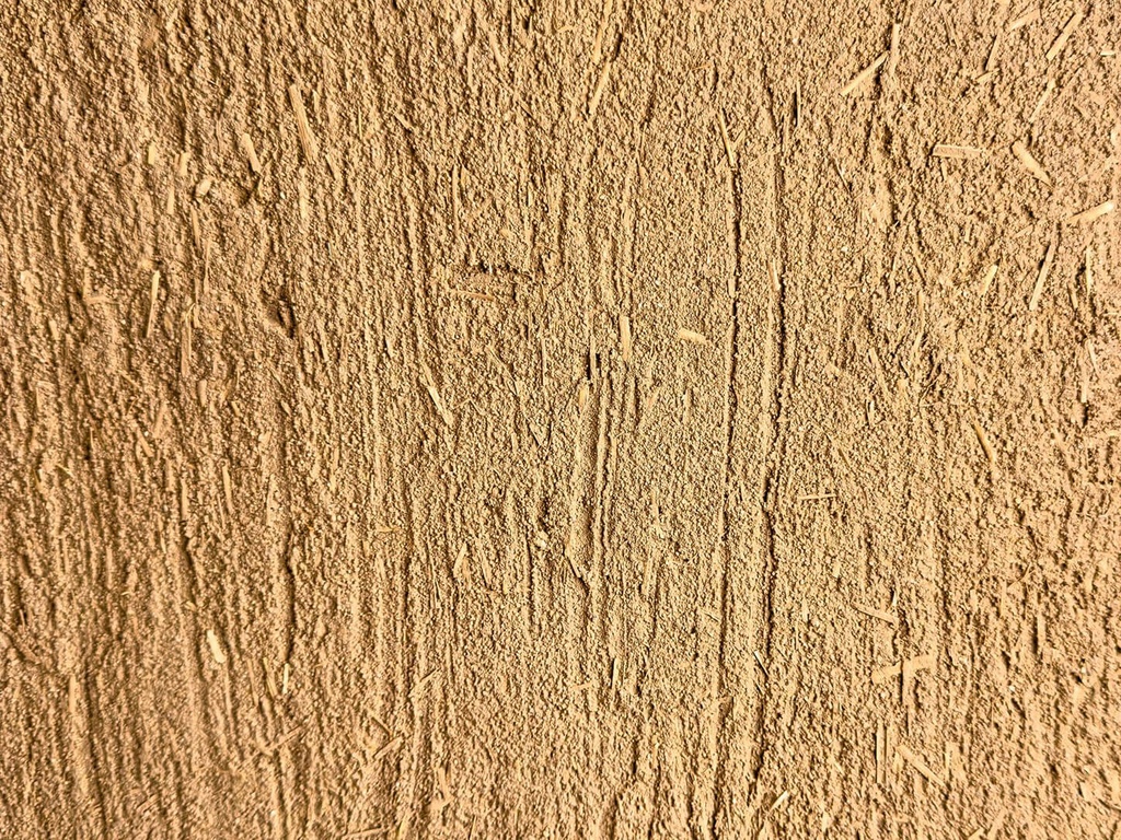 Lehm-Unterputz erdfeucht Oberfläche