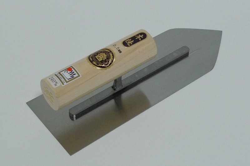 Honyaki smoothing trowel, pointed, 0.4 mm thick